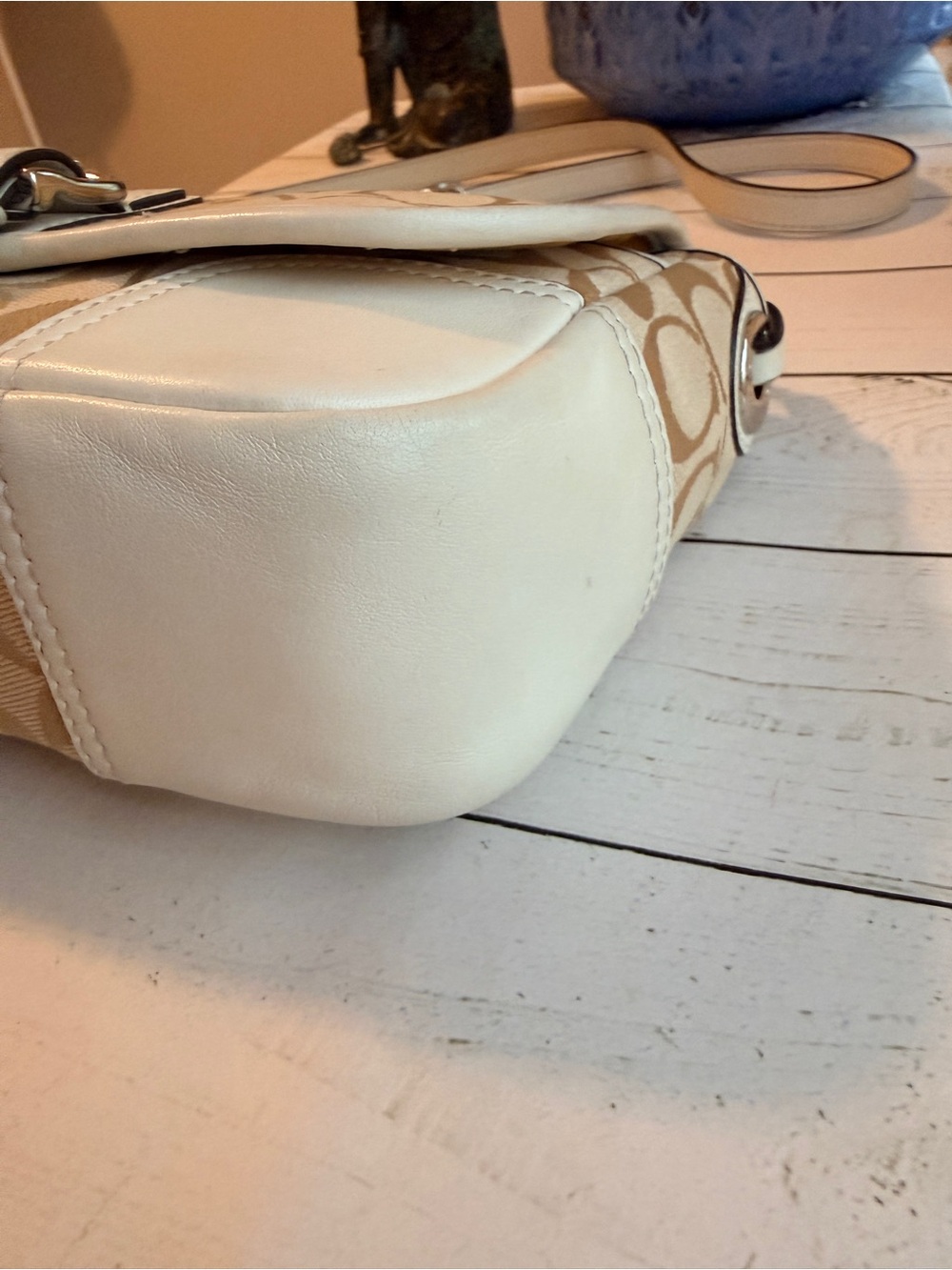 COACH | Hadley Signature Crossbody (2014) #F30601 - Picture 7 of 16